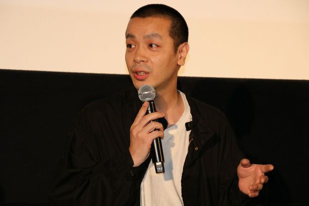 『いちごの唄』の完成披露イベントに登壇した峯田和伸