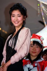 草なぎ剛と竹内結子が7年ぶりに共演 竹内が草なぎの猪肉の差し入れ話を語る 最新の映画ニュースならmovie Walker Press