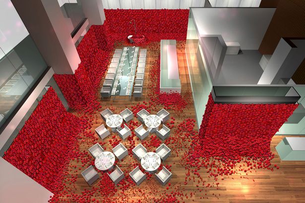 血をイメージした4万本の薔薇に包まれたレストラン空間