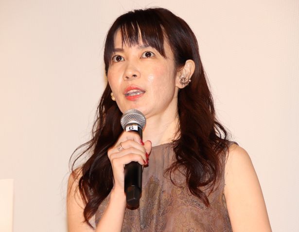 監督の安里麻里