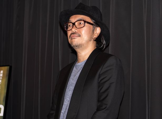 メガホンをとった半野喜弘監督は、10年かけて完成した本作について「この3人で作った映画」と語った