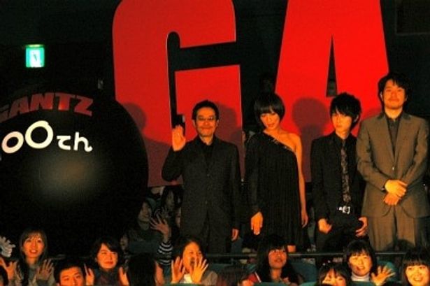 『GANTZ』初日舞台挨拶に登壇した左から、田口トモロヲ、夏菜、本郷奏多、松山ケンイチ