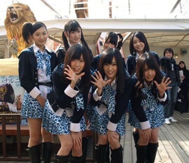 NMB48のメンバーが “ナルニア船”の船出を見届ける！
