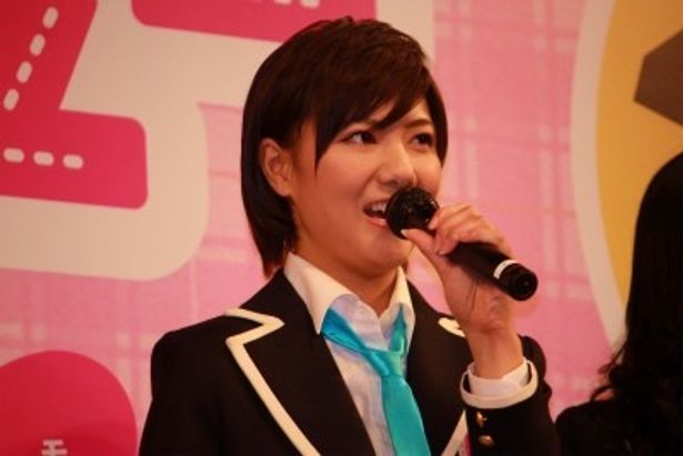 晴菜の親友・高橋真巳役の宮澤佐江(AKB48)