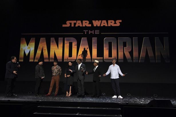 『The Mandalorian(原題)』は、『マイティ・ソー　バトルロイヤル』(17)のタイカ・ワイティティが監督と声の出演を務める