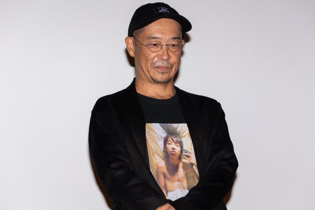 大森立嗣監督は劇中でYOSHIが演じたタロウがデザインされたTシャツで登壇！