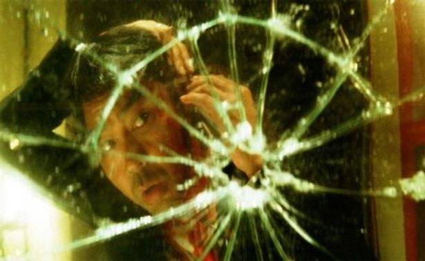 『つきせぬ想い』(93)のラウ・チンワンが、特殊能力を持つ犯罪者プロファイラー役にトライ