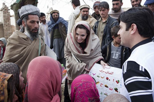 UNHCR親善大使として、アフガンを訪問した時の様子。