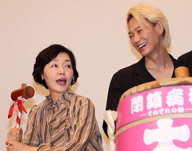 鶴瓶 綾野剛にリバウンドいじられ 俺 主役やで 丁々発止のやり取りで沸かす 画像15 18 Movie Walker Press