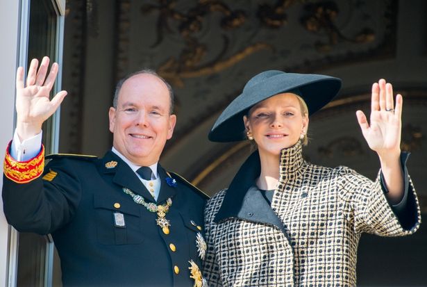 天皇即位の礼に出席するため来日したモナコ公国のアルベール2世大公とシャルレーヌ公妃