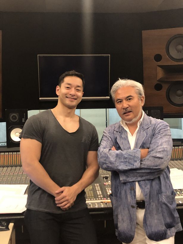 映画音楽に初参加したヴァイオリニスト五嶋龍と音楽担当の岩代太郎