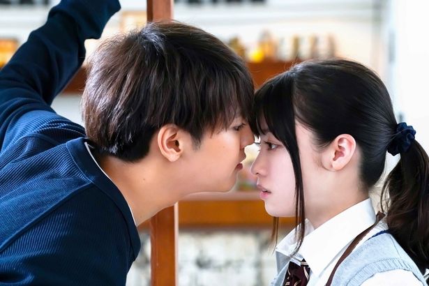 マスク越しキスに 鼻かじ キスも 片寄涼太が見せる 胸キュン テクが甘 い 最新の映画ニュースならmovie Walker Press