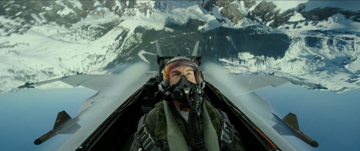 トム・クルーズ「『トップガン』は空を飛ぶことへのラブレター」最新作の超絶メイキング映像は必見！