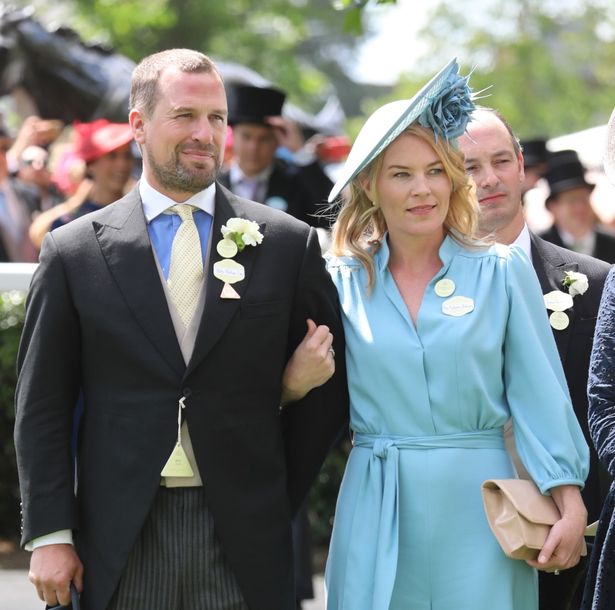 先日は女王の孫、ピーター・フィリップスが妻オータムとの離婚を発表