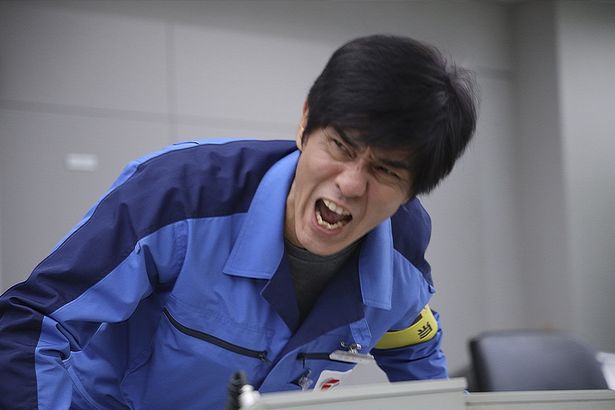福島第一原発1・2号機当直長の伊崎利夫を演じる佐藤浩市(『Fukushima 50』)