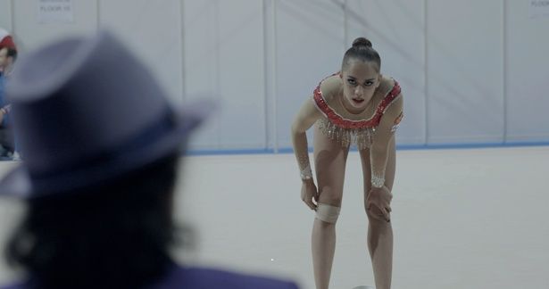 五輪アスリートの過酷なトレーニングを追ったドキュメンタリー『オーバー・ザ・リミット 新体操の女王マムーンの軌跡』