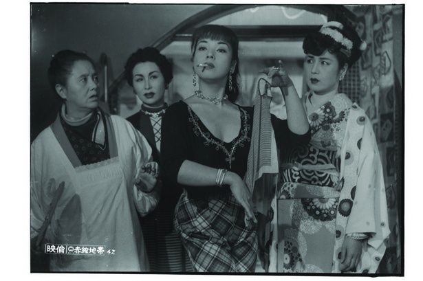 京マチ子、若尾文子、木暮実千代、三益愛子、沢村貞子という名女優たちが豪華競演した『赤線地帯』