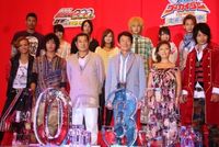 仮面ライダーオーズ』と『ゴーカイジャー』の舞台挨拶で、暴れん坊将軍とオーズの共演映像解禁｜最新の映画ニュースならMOVIE WALKER PRESS