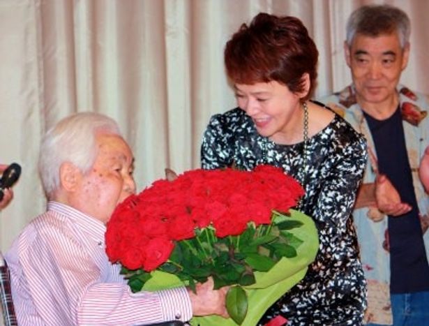 99歳の新藤兼人が監督人生最後作品で舞台挨拶