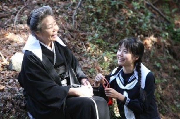 宮崎あおいが可愛らしい制服姿を披露する『わが母の記』は2012年公開