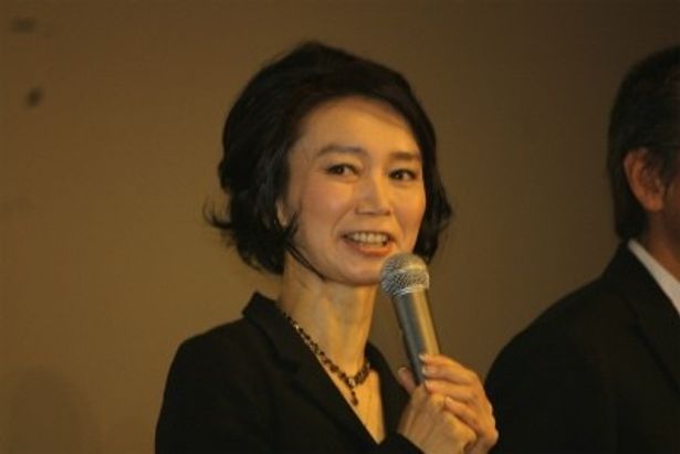 手紙を贈った佐藤嗣麻子監督