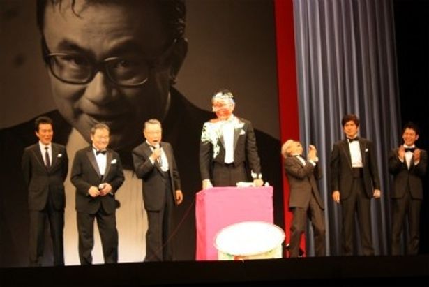 三谷幸喜生誕50周年記念大感謝祭で豪華レッドカーペットとお笑い辛口舞台挨拶 画像9 Movie Walker Press