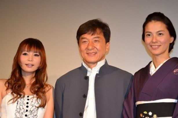 【写真】日本語吹替版で声優を務めた江角マキコ(右)と中川翔子(左)もそろって登壇