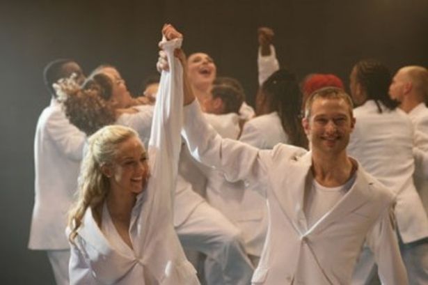 人気ダンサーらが多数登場する青春作『ストリートダンス TOP OF UK』は正月第一弾公開