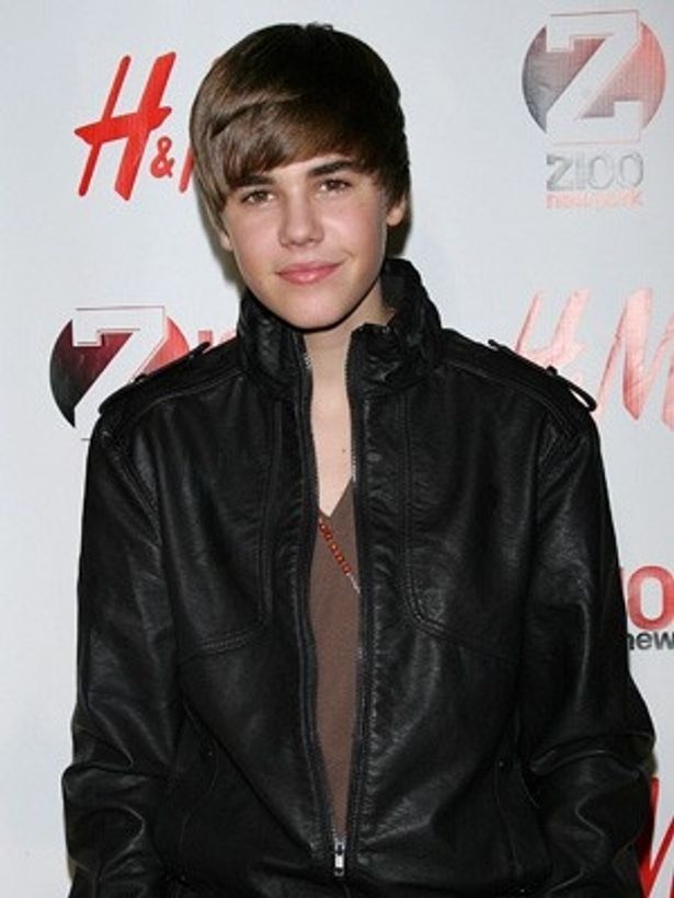 2011年最も影響力があったヘアスタイルに選ばれたジャスティン・ビーバーのシャギー入りボールカット