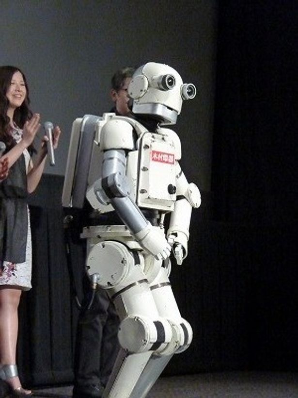 吉高由里子 ロボットの中に入ったらロボット戦争映画になる と言われ 共演者をたしなめる 画像11 14 Movie Walker Press