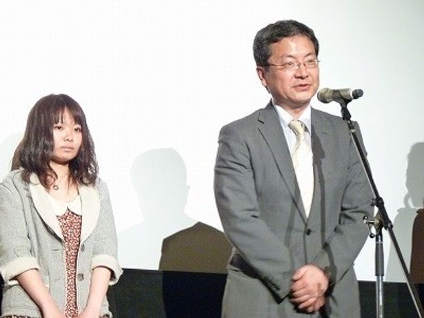 キャンペーンで最優秀賞に輝いた佐渡泰さんと娘の仁美さん