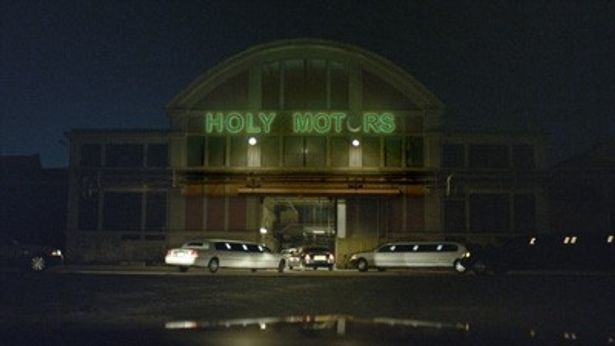 フランス映画界の若き鬼才レオス・カラックス13年ぶりの長編『HOLY MOTORS』