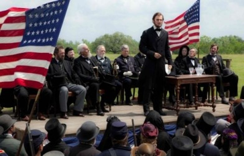 歴代最高の大統領にしてヒーローの原点、リンカーンの昼の顔が公開に！