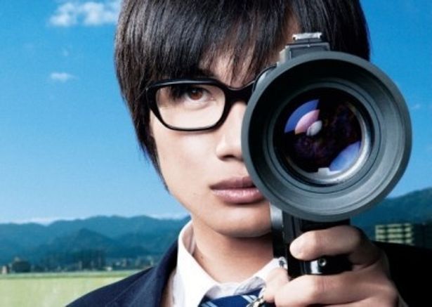 【写真をもっと見る】神木隆之介が演じたのは、メガネをかけた映画部の前田涼也役