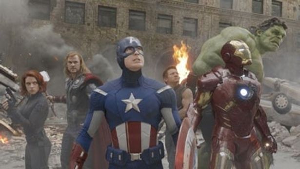 アイアンマン、キャプテン・アメリカ、ソー、ハルクなどヒーローが結集した『アベンジャーズ』が日本上陸！