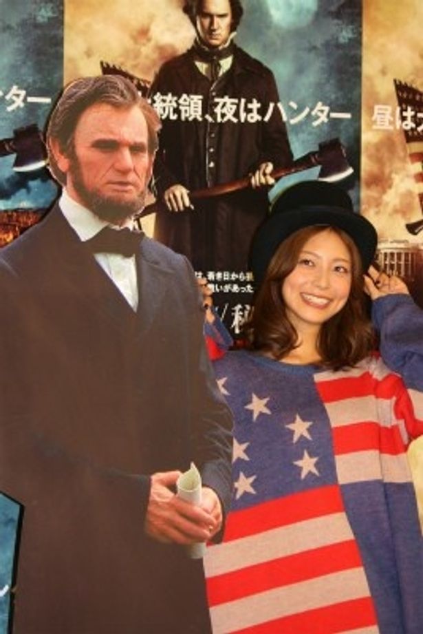 『リンカーン 秘密の書』で大統領夫人メアリー・リンカーン役の声優を務める相武紗季