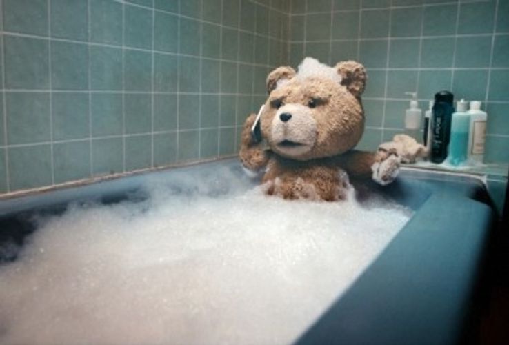 世界一駄目なテディベアが魅力『テッド』の2013年1月公開が決定！