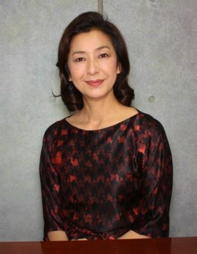 高橋惠子が『カミハテ商店』で初の老け役に！「メイクを取ると若返るのが嬉しかった」