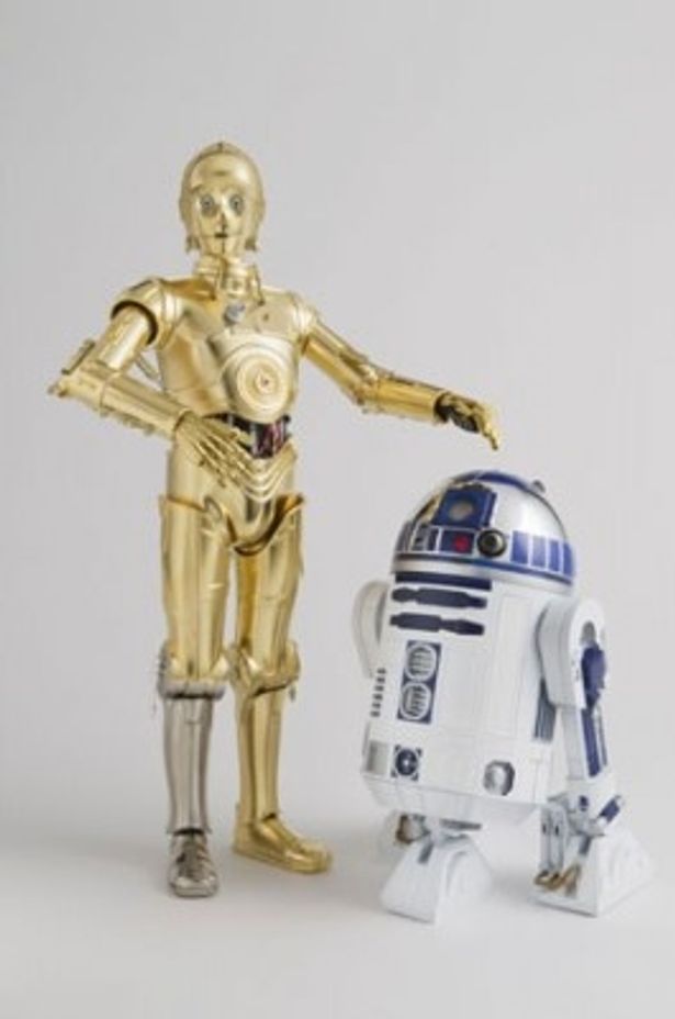 後に商品化されるであろうR2-D2と。やはり2体そろってこそ！