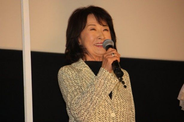 彰司の母・琴江役の吉行和子