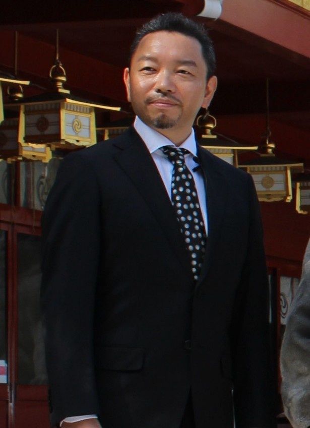 中尾浩之監督がテレビシリーズに続き、メガホンを取った