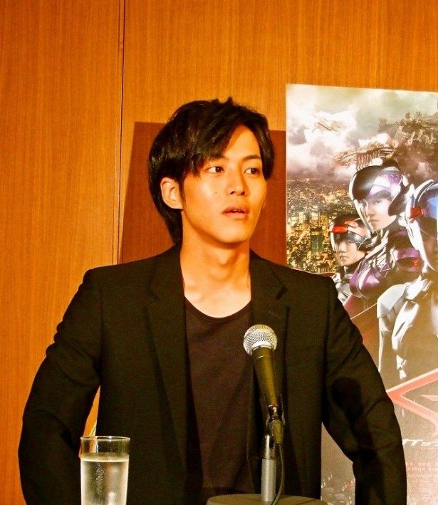 松坂桃李と綾野剛 恋のライバルになったら ねるとん方式 で解決 画像4 15 Movie Walker Press