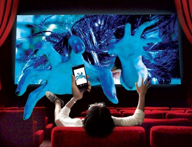 上映中に届くメールや着信音に「思わず背筋がゾクっ！」。『貞子3D2』で話題の“スマ4D”、その反響は？
