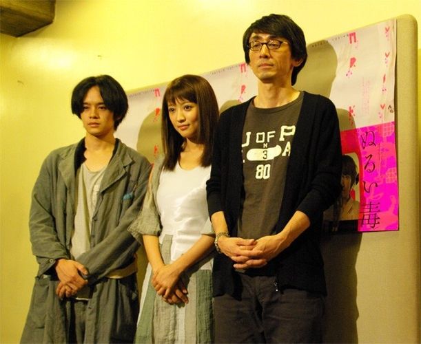 吉田大八監督の舞台「ぬるい毒」初日に、夏菜「思ったより緊張していない(笑)」