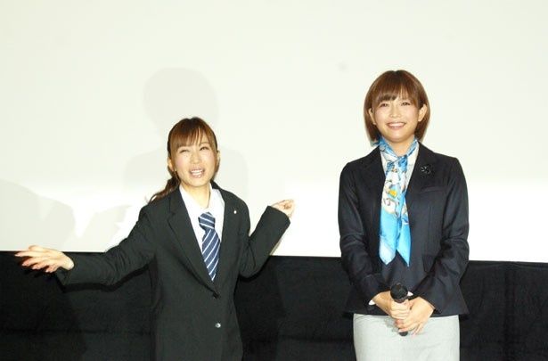 PR対決で「半沢直樹」風の衣装に身を包んだ小島（写真左）と、“滝川クリステル”を真似た紗倉(写真右)
