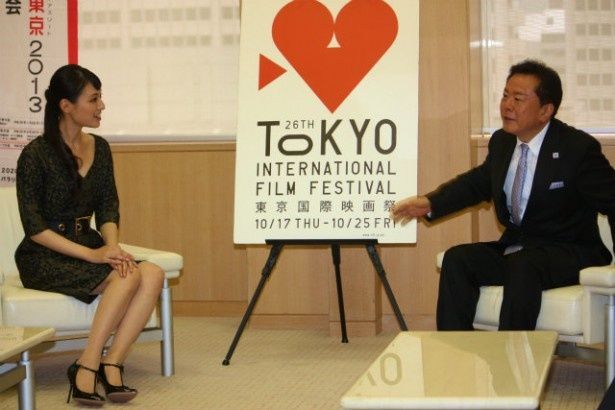 東京国際映画祭と東京オリンピックの話題で盛り上がる2人