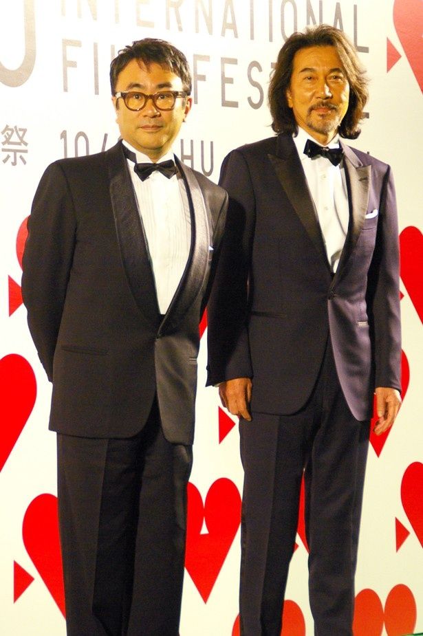 東京国際映画祭のグリーンカーペットに登場した三谷監督と役所