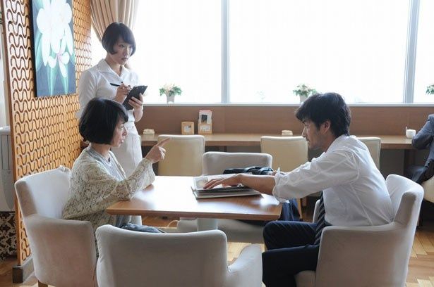 料理教室でニシノに恋する主婦のササキサユリには阿川佐和子。年上女性にもモテモテ