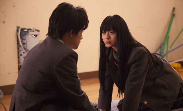 美人女優 山下リオがショートとロングで演じ分け 注目のイケメン 白濱亜嵐もメロメロのヒロインに 画像9 15 Movie Walker Press