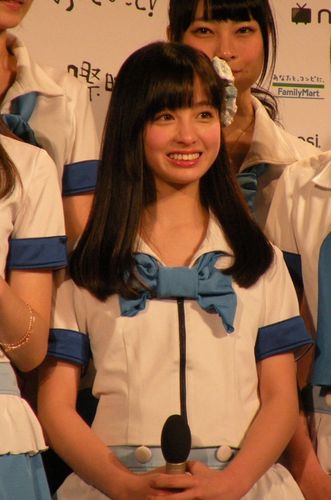 天使すぎるアイドル・橋本環奈の登場に場内ざわめく!?品川ヒロシら吉本芸人がテンション高く映画祭をPR！